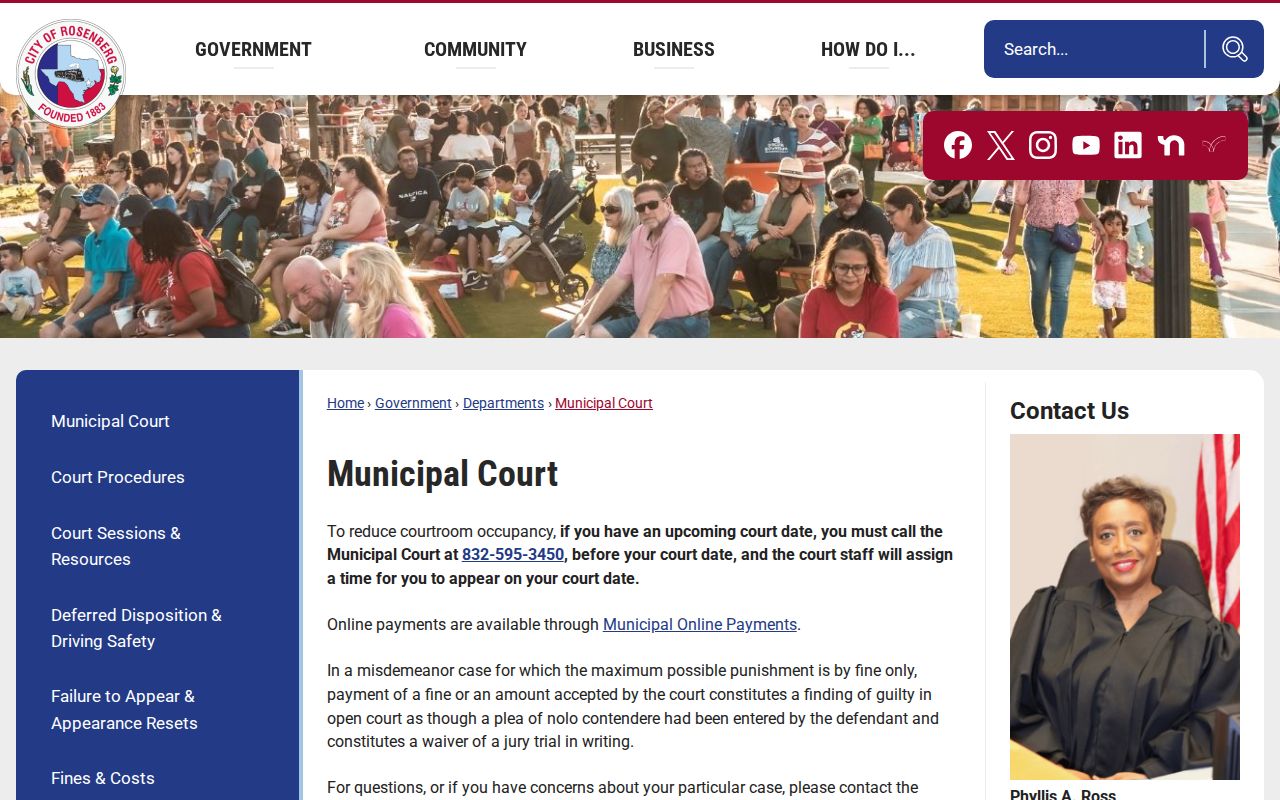 Rosenberg Municipal Court page showing court scope, staff, address, hours, and payment link